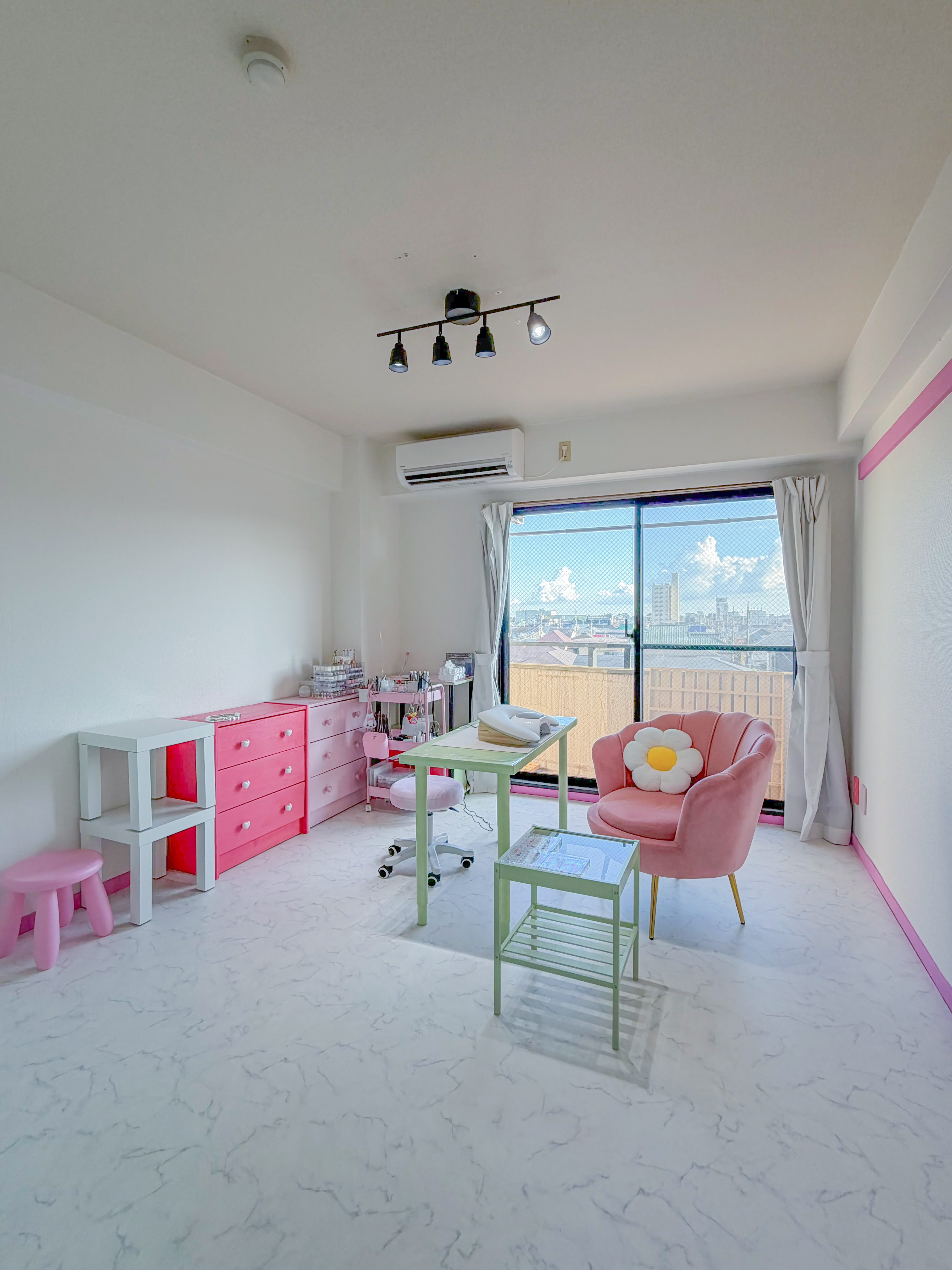moi nail salon