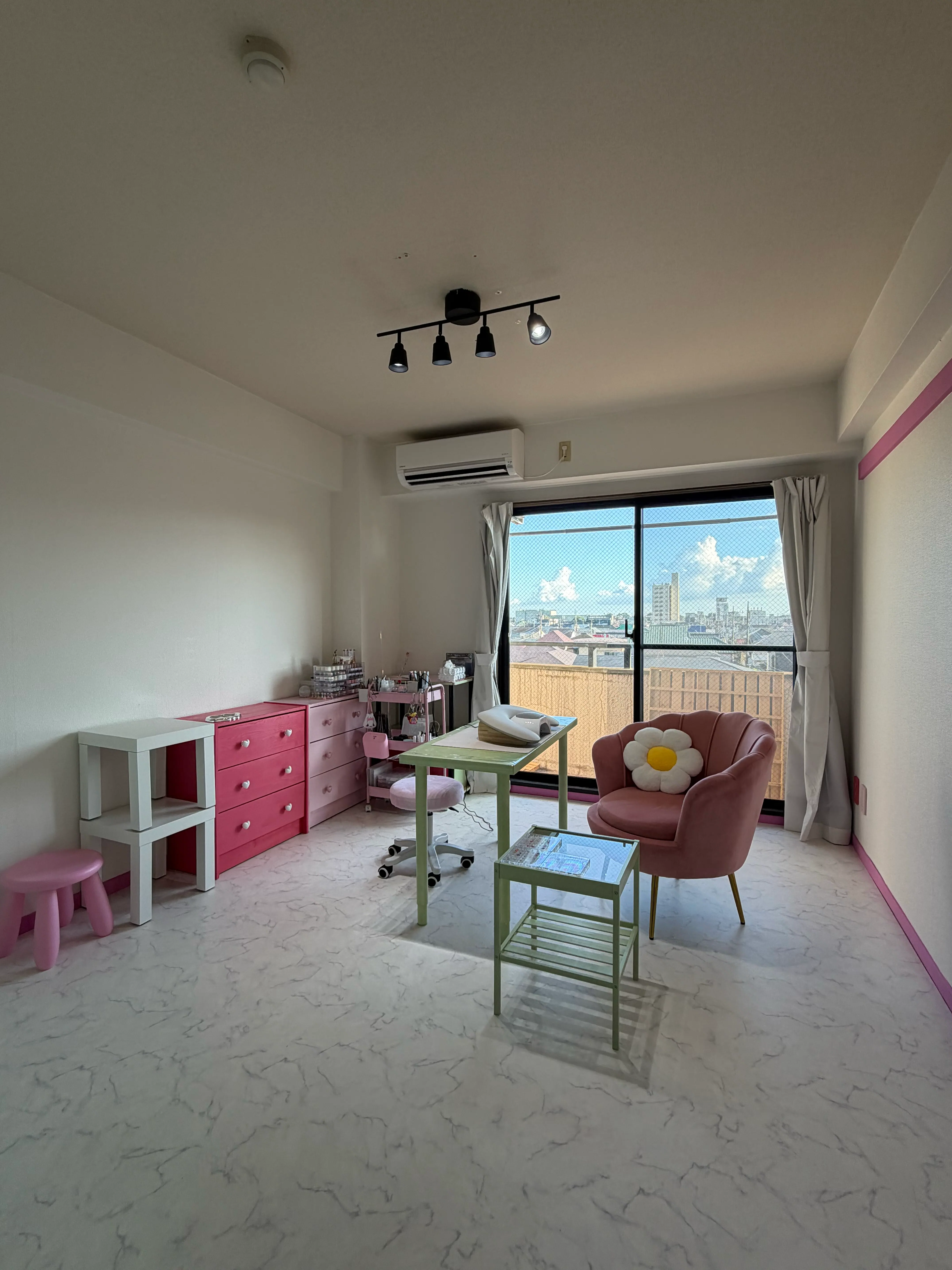 moi nail salon