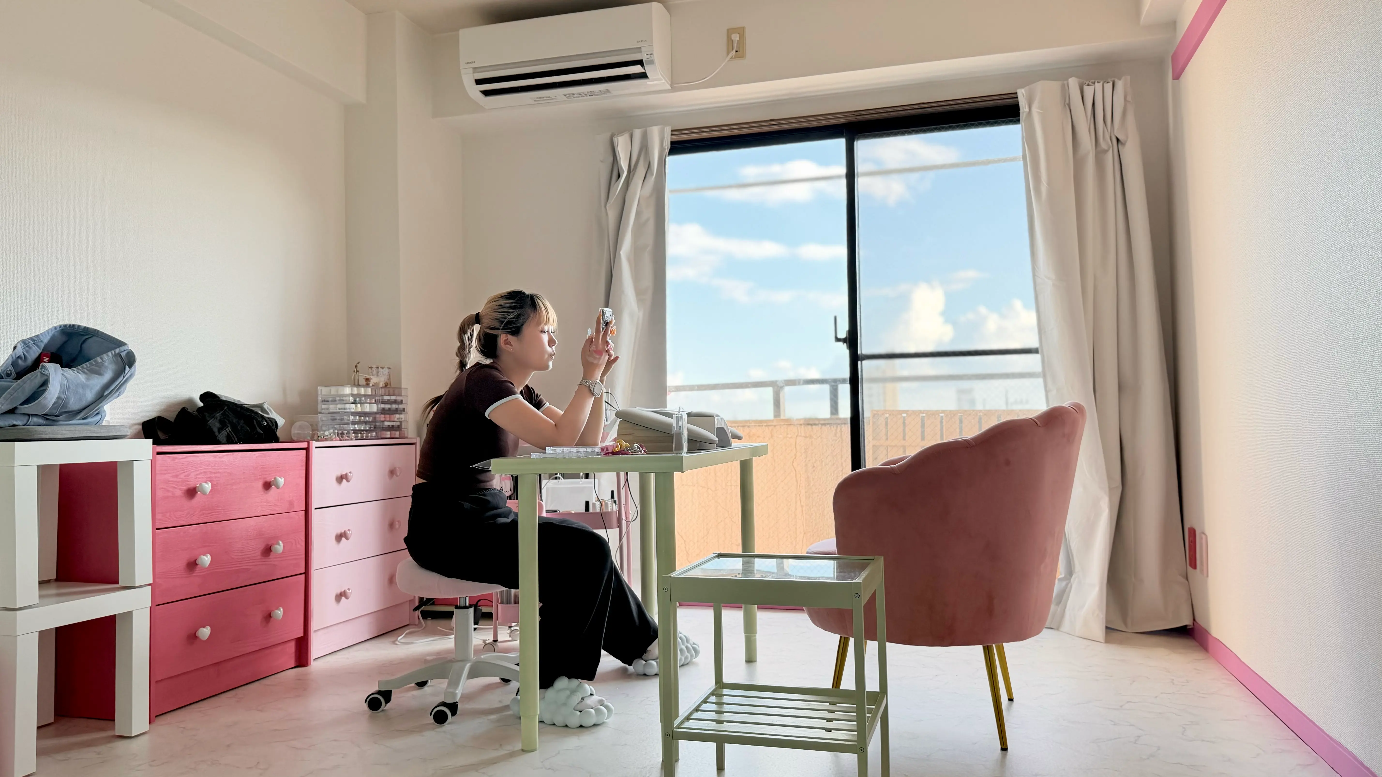 moi salon interior